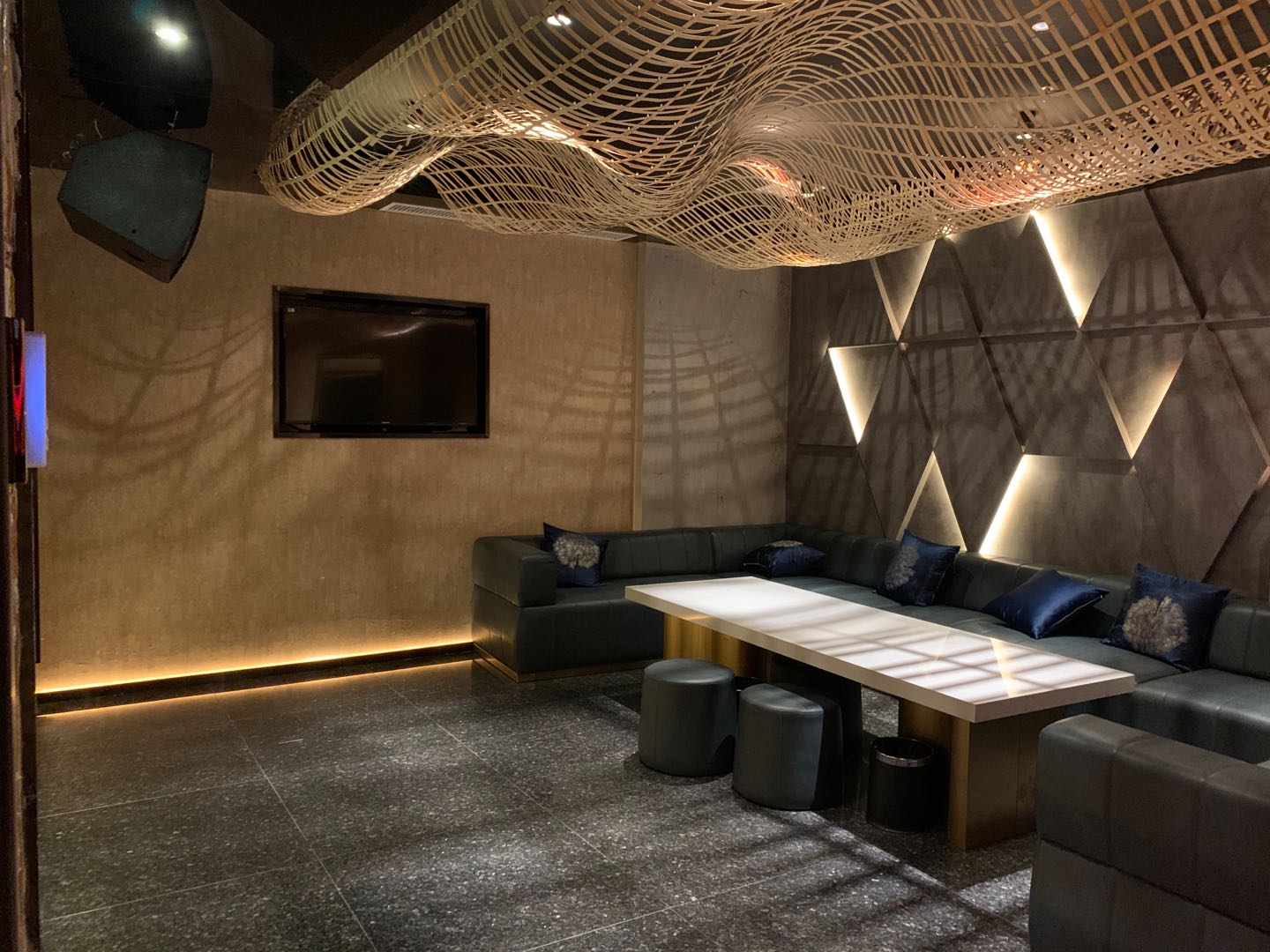 深圳深港建設(shè)工程發(fā)展有限公司